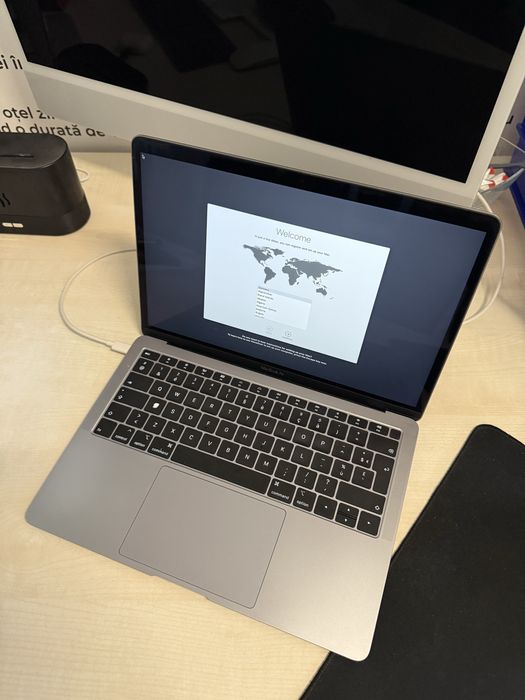 MacBook Air 13” 2018 – Space Gray