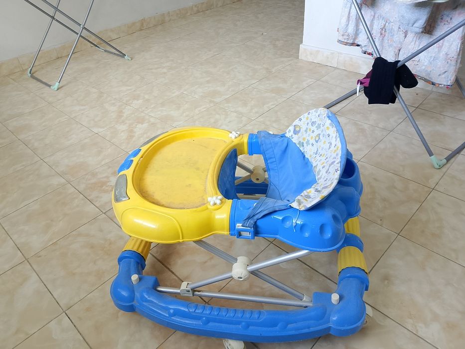 Ходунок2158dariàaa