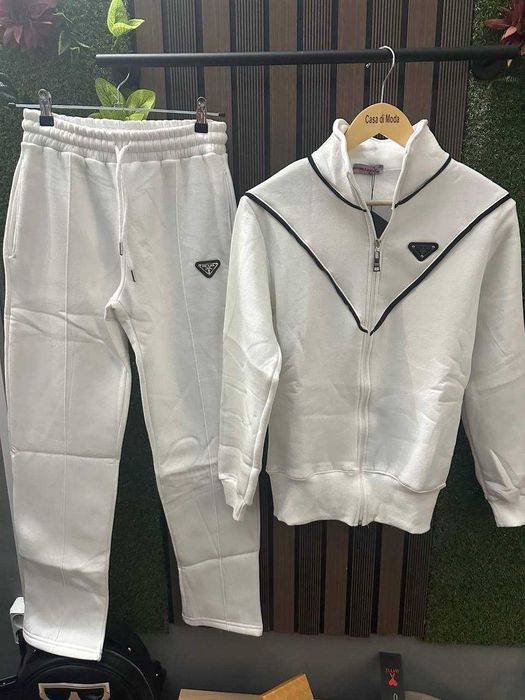 Дамски ватиран екип Prada *Промо*