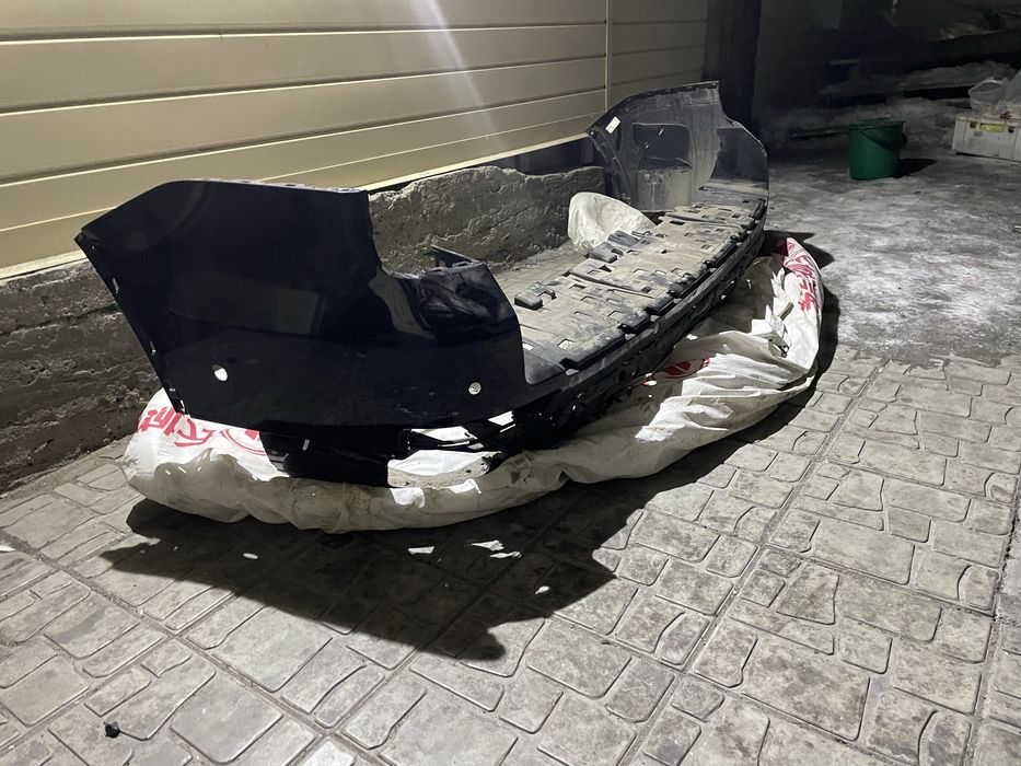 Продам задний бампер от Танка 500