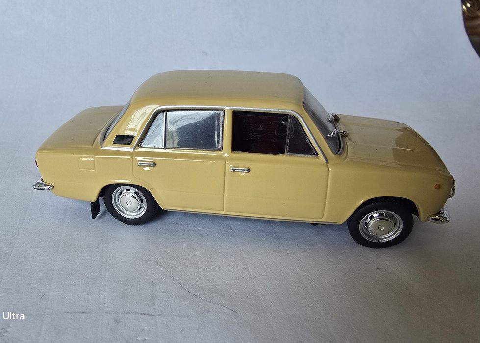 Продам модель автомобиля ваз 21011