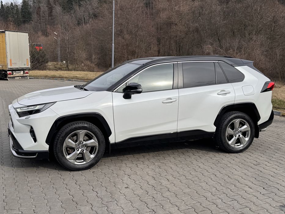 Toyota Rav4 2.5 Plug in Hybrid Facelift 2023 fara avarii