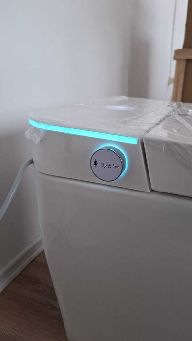 Vas WC SMART - capac automat, led, telecomanda