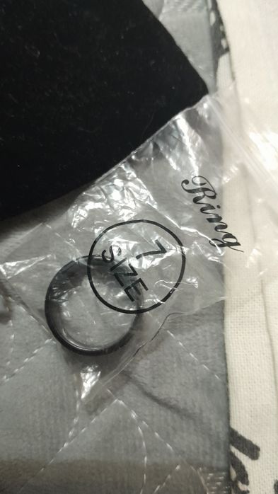 Продам колечко унисекс