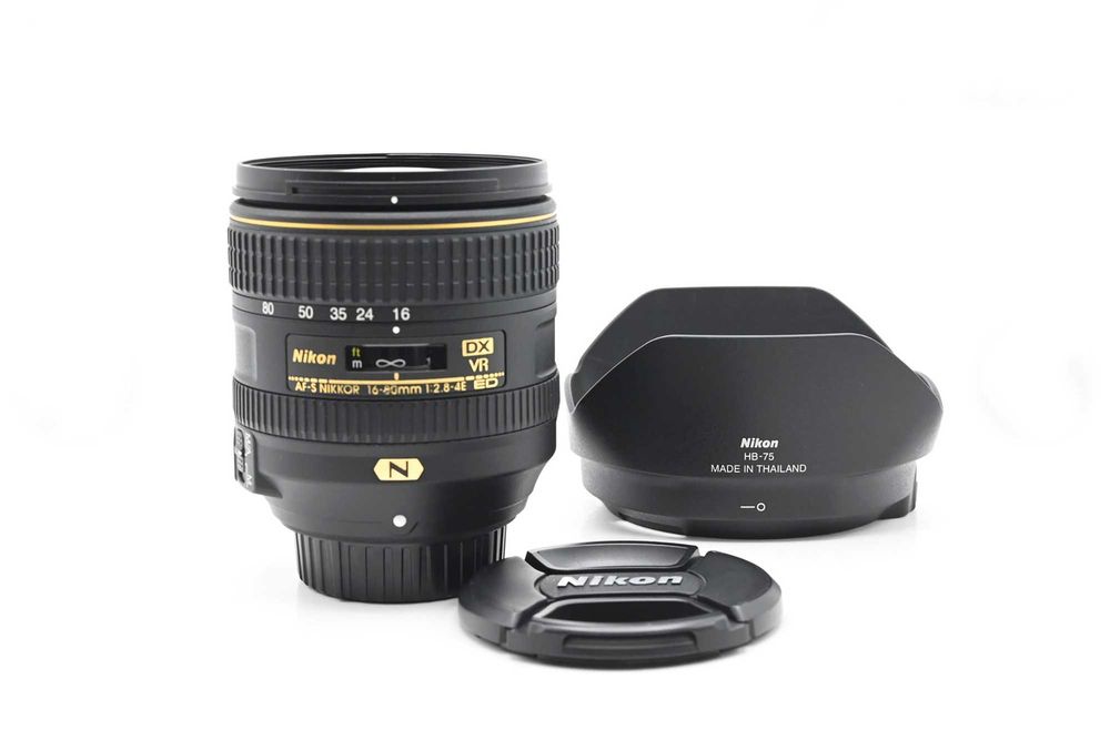 Obiectiv Nikon 16 80mm