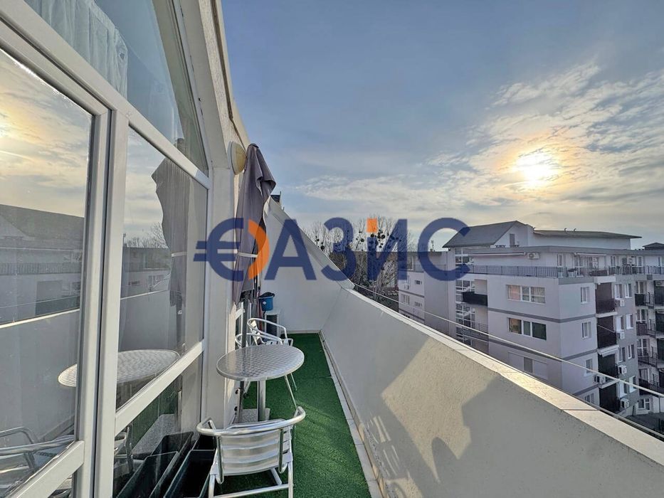 Продава се Тристаен апартамент в к.к. Слънчев бряг - 55 кв.м за 696 €/кв.м - Снимка #11