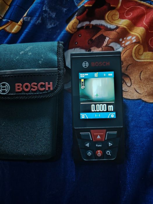 Telemetru Bosch  glm 100_25c