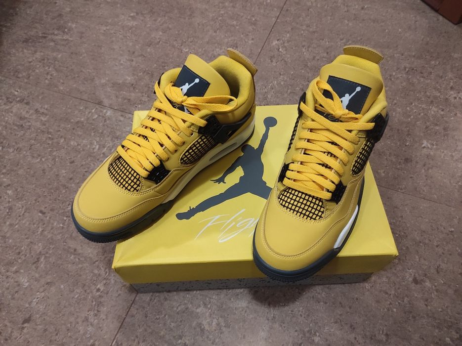 Чисто нови Jordan 4 Lightning Yellow, размер - 44 - Супер цена!
