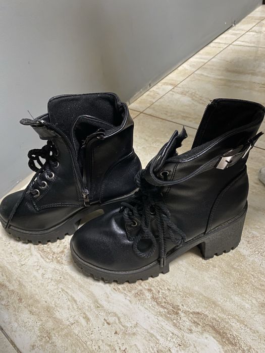 Дамски зимни боти