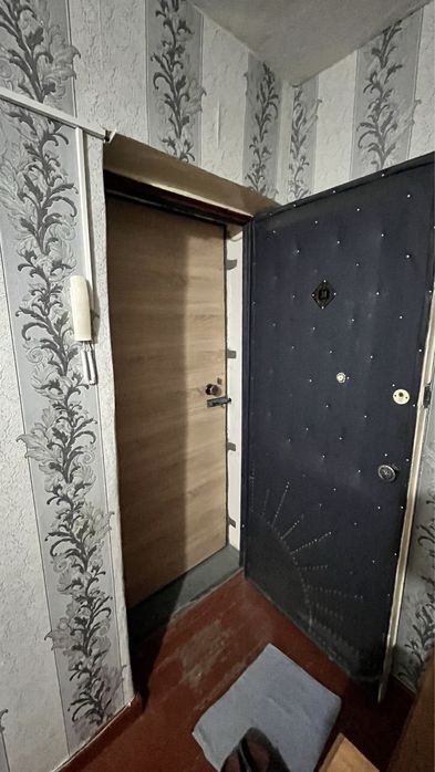 Продается 2-х комнатная квартира