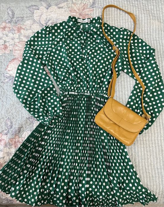 Платье в горошек