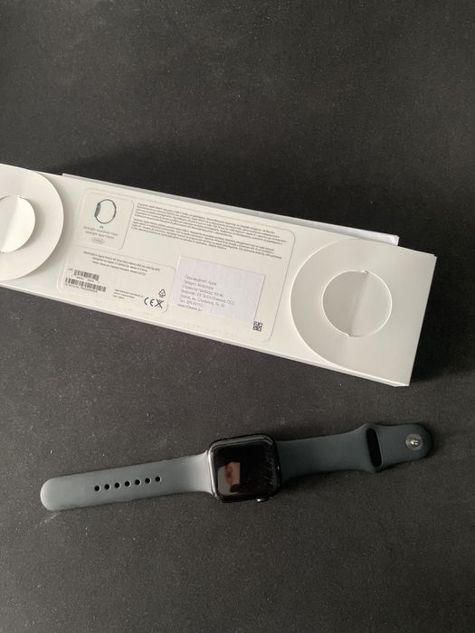 Apple watch se2 44mm 96%