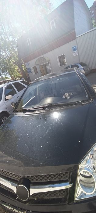Продам машину , срочно