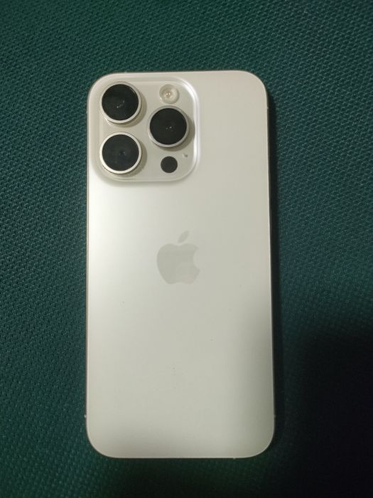 Продам iPhone 15 pro