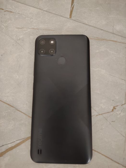 Моб телефон риалми