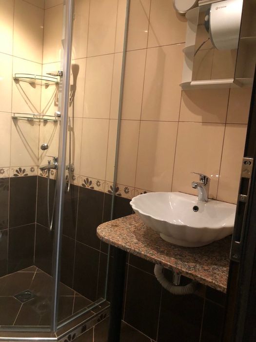 Дава се под наем Двустаен апартамент в Перник, Изток - 56 кв.м за 357 € - Снимка #5