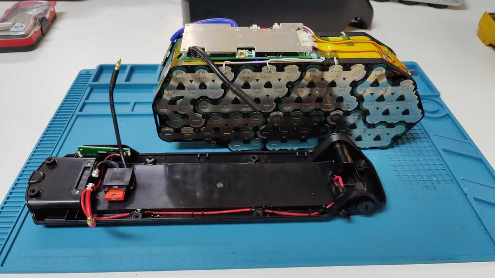 Asamblam baterii Litiu-Ion/LFP la comanda 12V, 24V, 36V, 48V, 60V, 72V