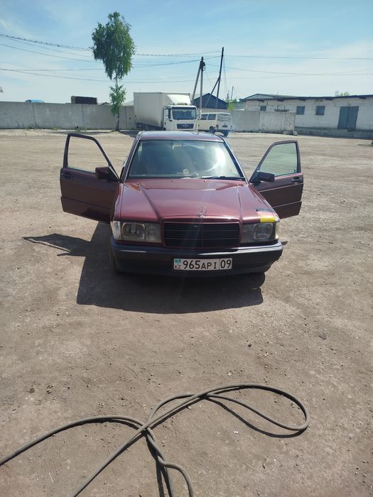 Продам машину Мерседес