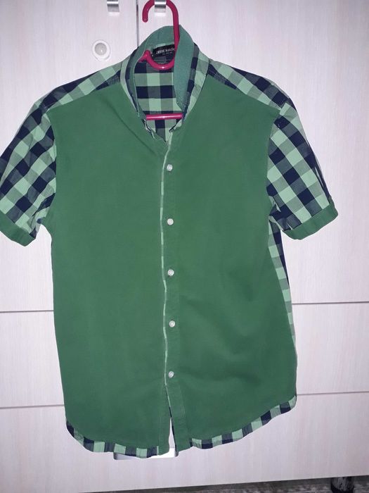 Продам рубашки с коротким рукавом