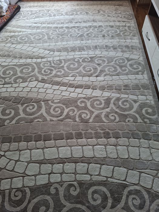 Гилам сотилади 3/4