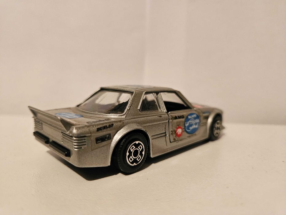 Старо Bburago Mercedes-Benz 450 SLC Mampe 1/43 
Цена 45лв.
