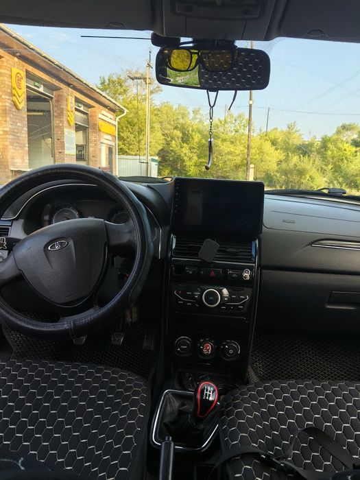 Приора 2 люкс продам
