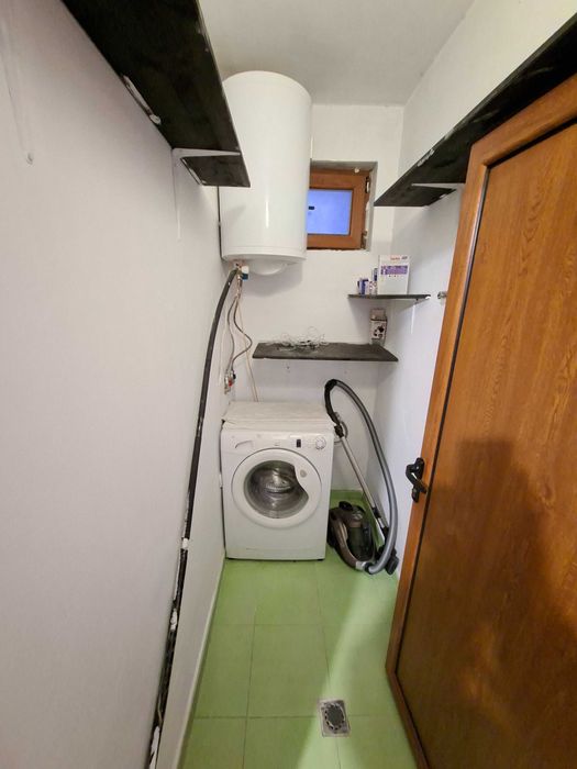 Дава се под наем Тристаен апартамент в Шумен, Дивизионна болница - 100 кв.м за 458.49 € - Снимка #3