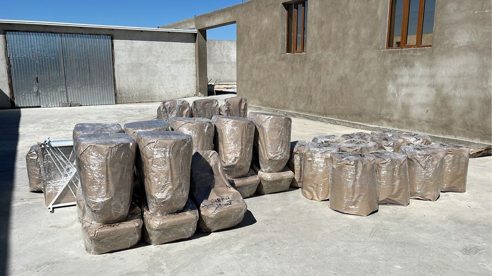 стол и стулья примой от произвадителья