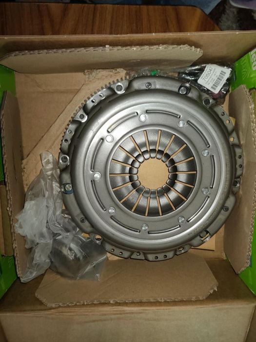 Ambreiaj cu volanta masa dubla Astra H CORSA C 1.7 837437