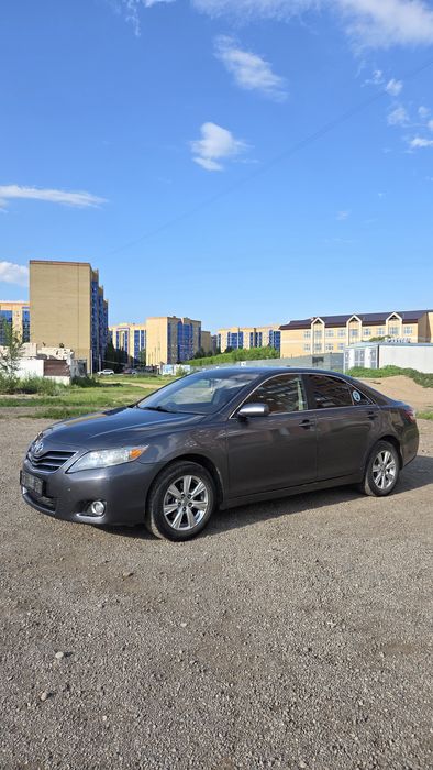 Продам тойота камри 45 2011г
