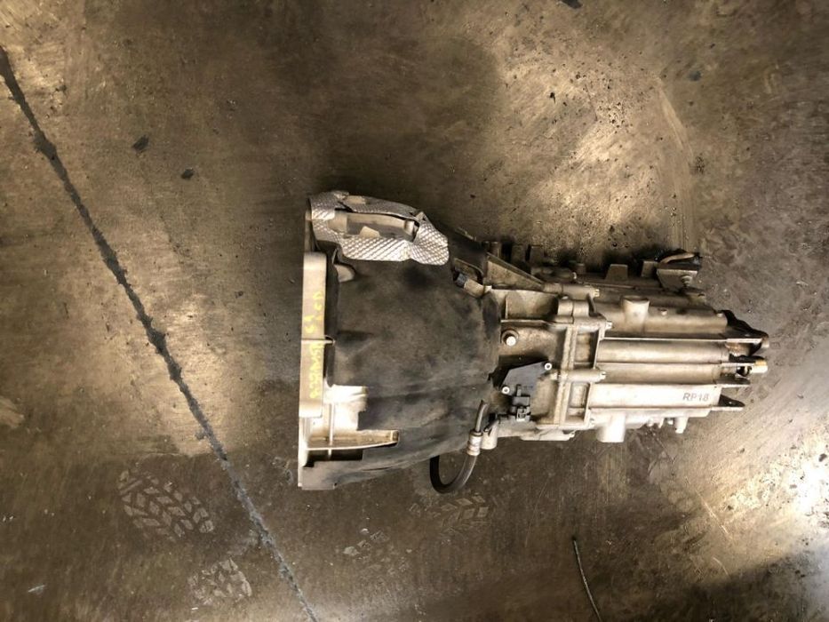 cutie viteze manuala  1.5 d b37d15a 116 d  bmw seria 1 f20 f21 dupa  2015