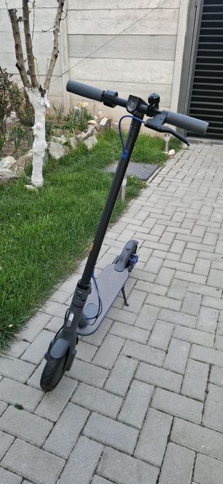 Xiaomi Mi Electric Scooter 3 - Black, trotineta electrica.