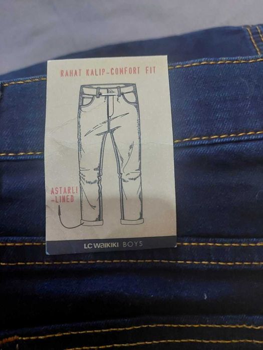 Джинсы плотные на 12 лет H&M свободого кроя новые.140-146 см