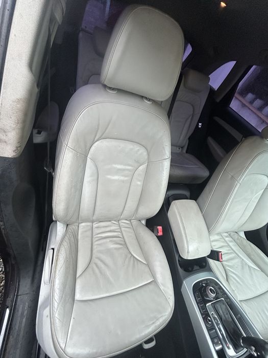 Пълен интериор AUDI Q5 2008 - 2015 SUV 4 врати (148