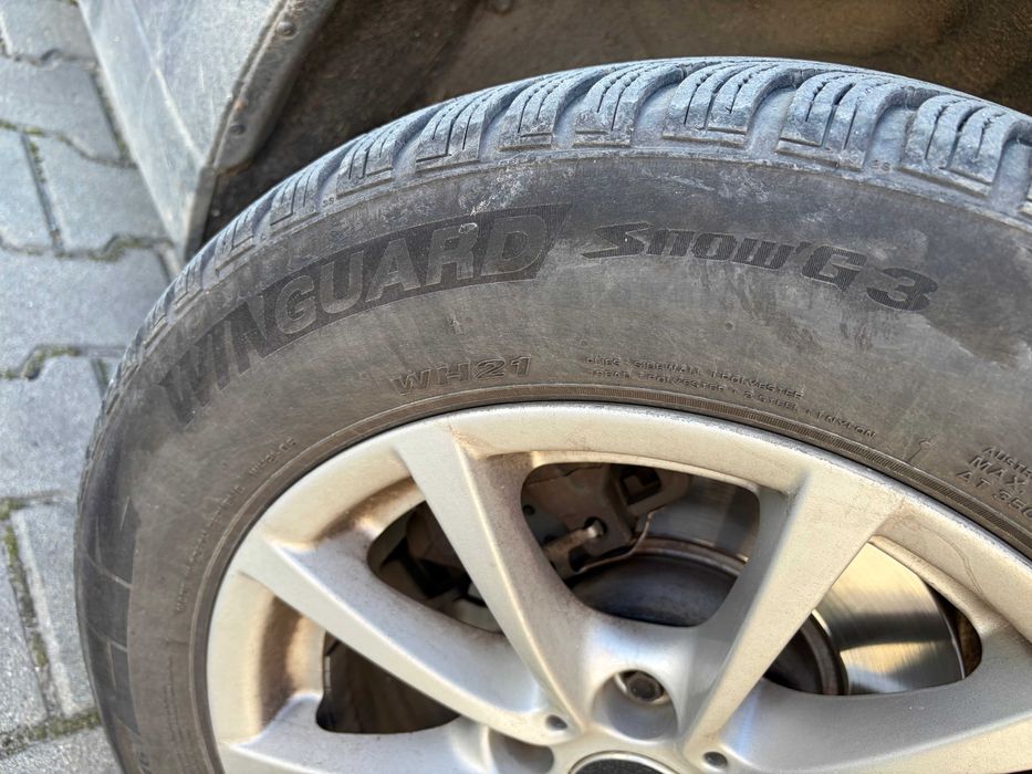 Ляти джанти BMW 16" 5х120 със зимни гуми Nexen 205/60/16 DOT 22