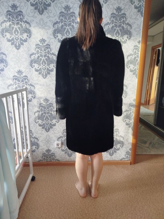 Продам норковую шубу