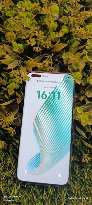 Honor megic 5 pro 12+12*256 ideal