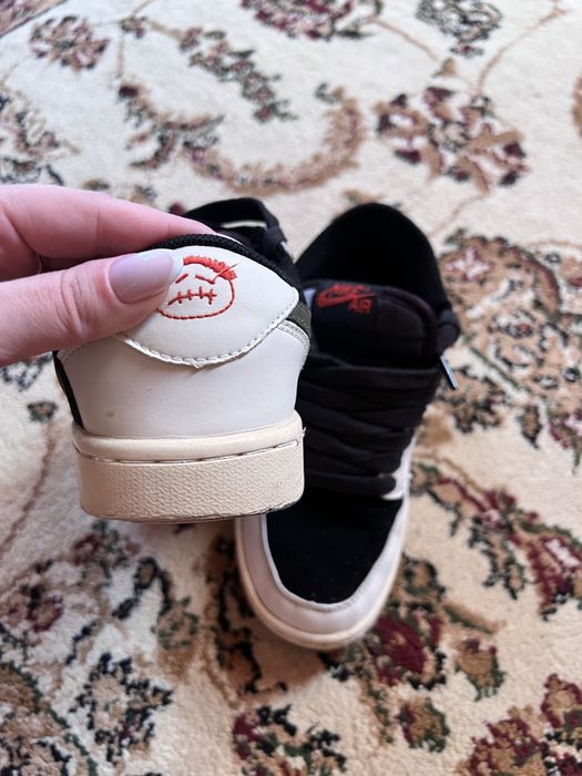 Продам кроссовки на мальчика