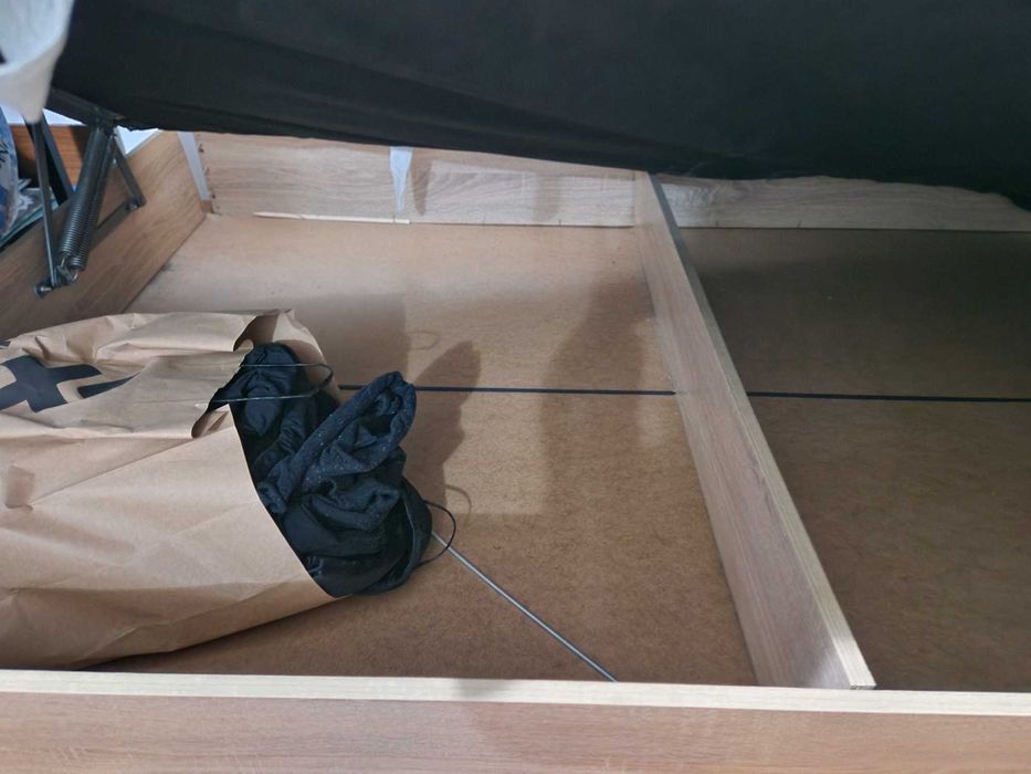 Легло с матрак 120 х 180 см