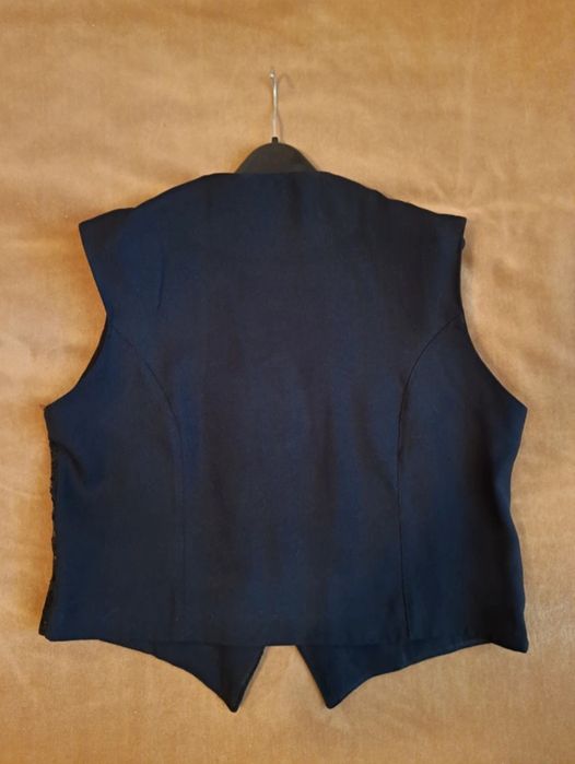 Set vestă-fustă-bluză