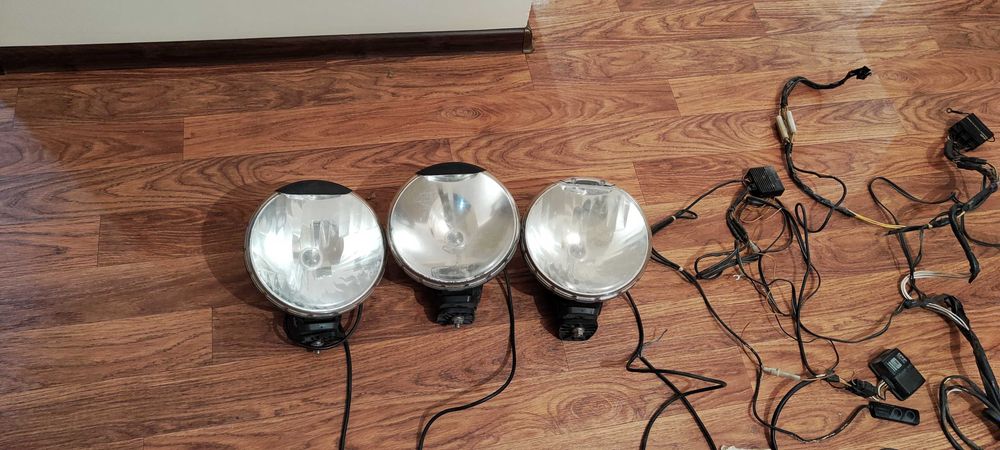 Дополнительный свет xenon Hella/NBB/IPF