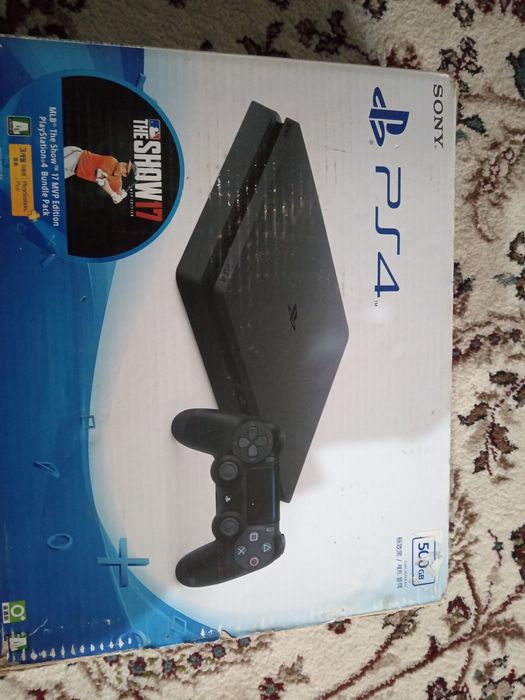 Plesteshn 4 sotiladi yangi karopka sroshna