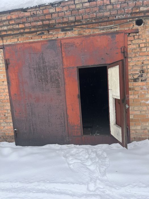 Продам гараж 24 кв. м