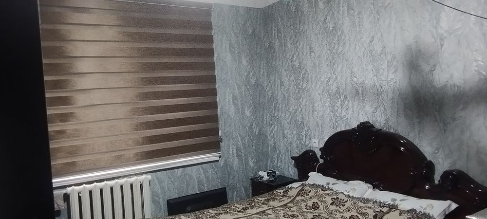 Квартира сентр Кибрая первый этаж с местами 2 машин есть стяжка огород
