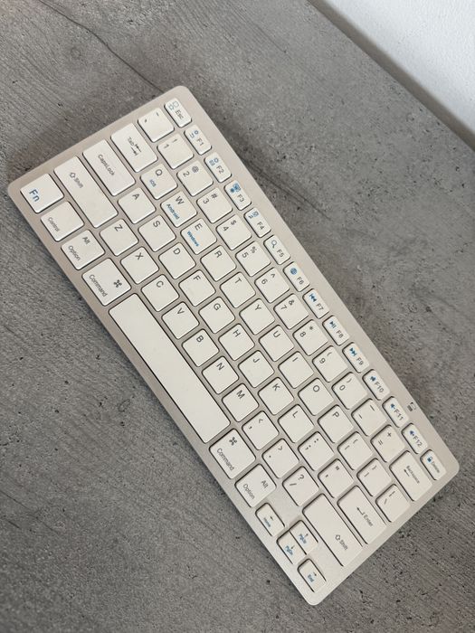 Tastatura wireless