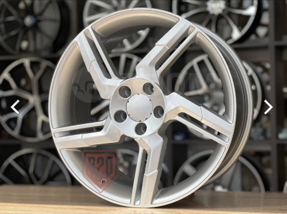 Новые диски r18 5/114.3 8.5j