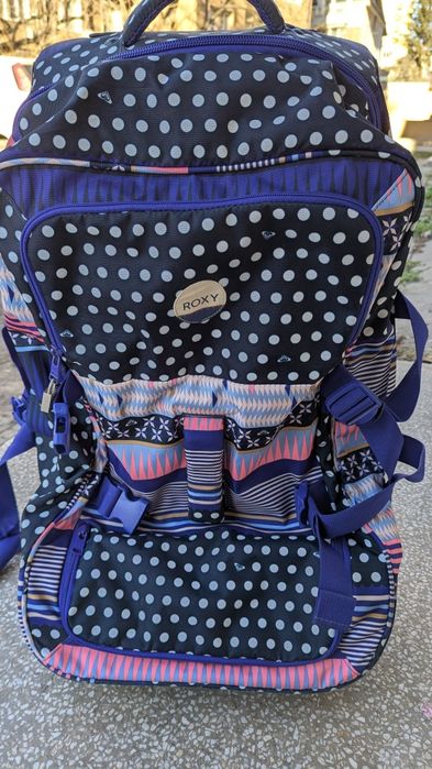 Мек куфар Roxi на колела