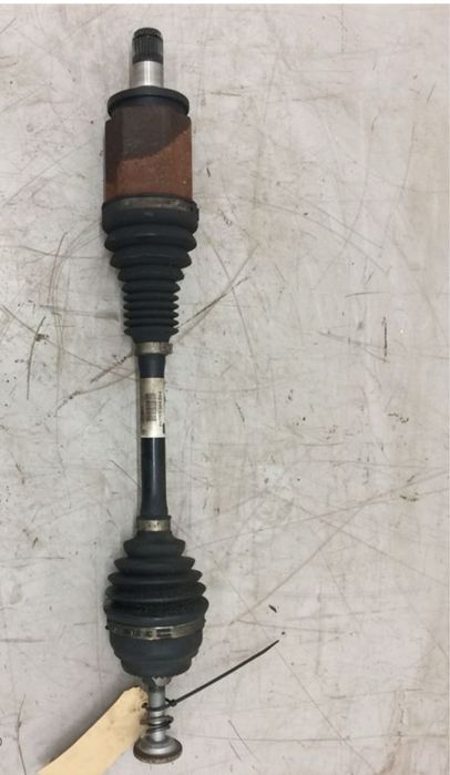 Полуоска Бмв Ф06 Ф12 Ф10 Ф11 (predna poluoska Bmw F06 F12 F10 F11)