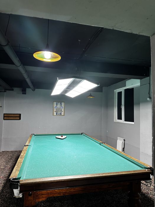 бильярдный стол