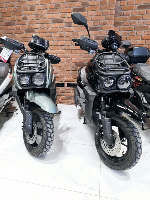 Skuter TANK "Meteor brendi ostida 1 qo'ldan